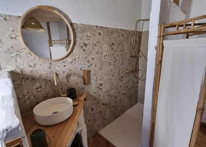 Κάμπινγκ Glamping Almendros