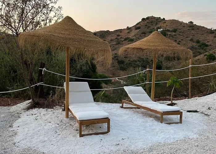 Glamping Almendros Κάμπινγκ