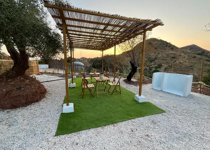 Glamping Almendros Κάμπινγκ *